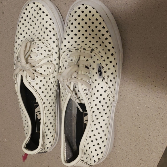 Vans - Picture 5 of 5